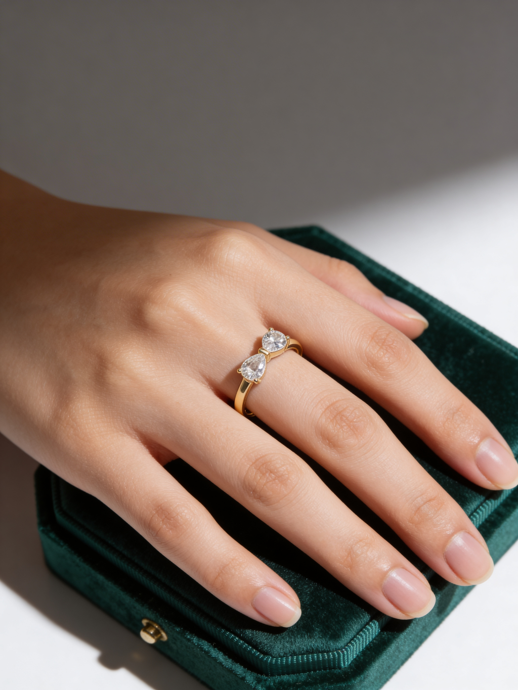 Toi et Moi Bow Ring – Gold